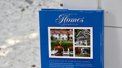 Distinctive Homes of Lake Geneva Book